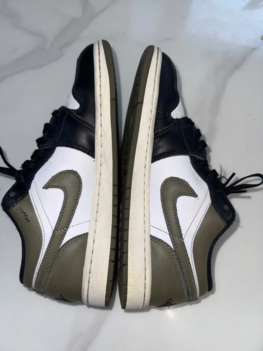 Nike Low-Top Sneakers in White, Black & Olive